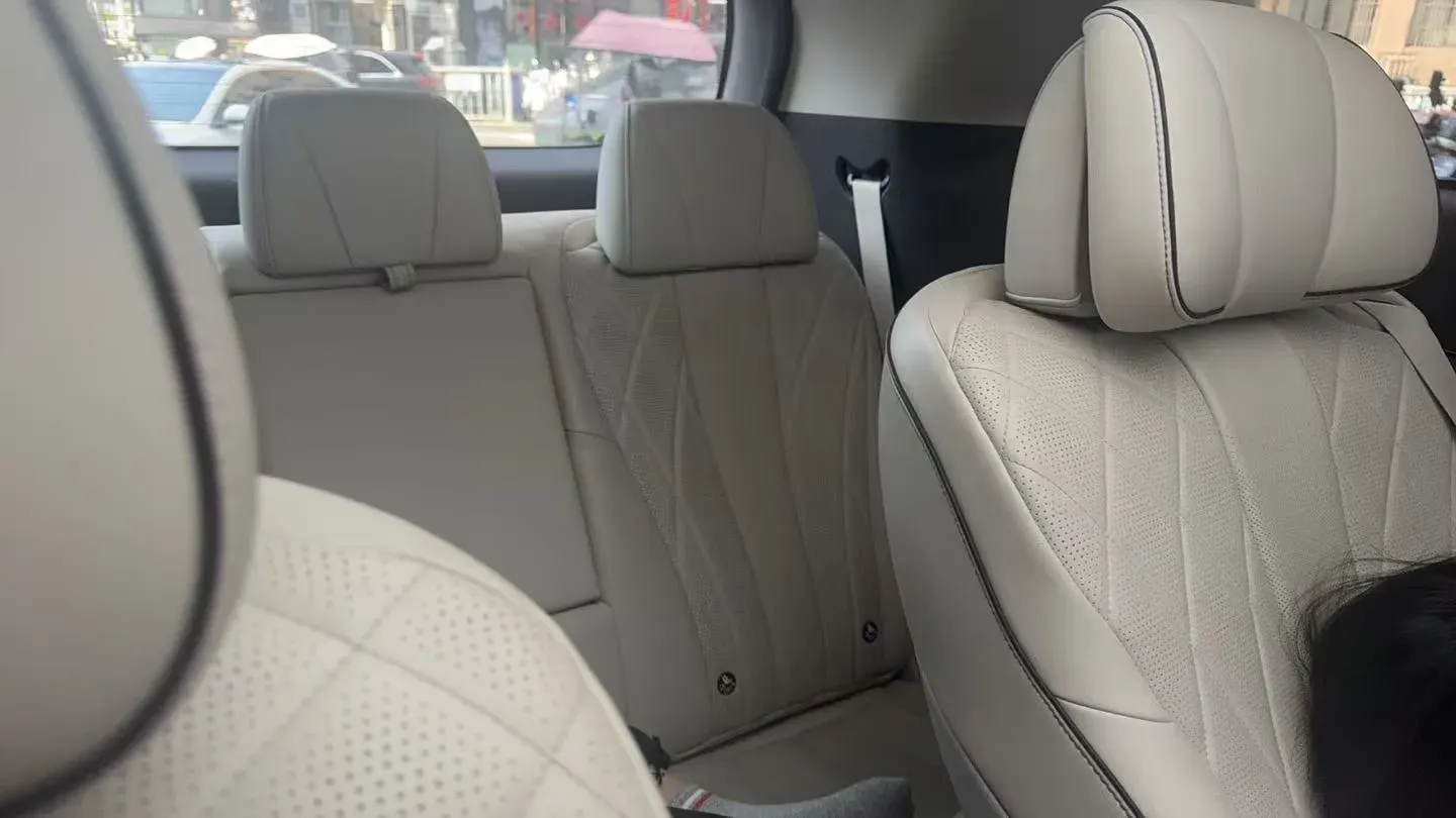 2024 Denza D9 1.5T 139HP L4 E-CVT PHEV 20.39KWH,autocango,china used car exporter,china ev exporter,chinese used car exporter,chinese used ev exporter