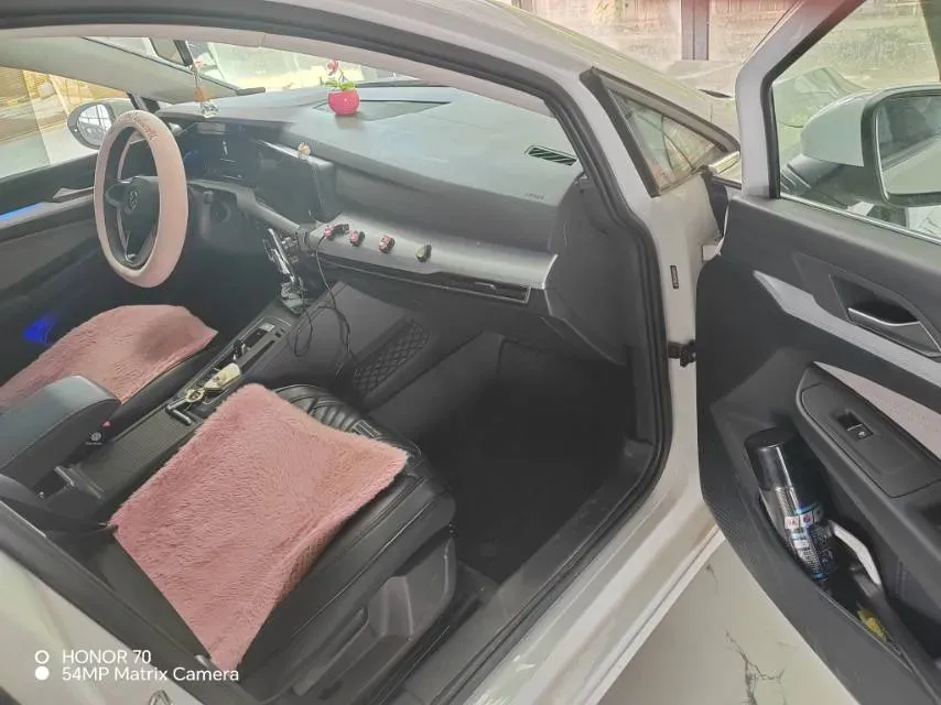 2023 Volkswagen Golf 1.4T 150HP L4 7DCT,autocango,china used car exporter,china ev exporter,chinese used car exporter,chinese used ev exporter
