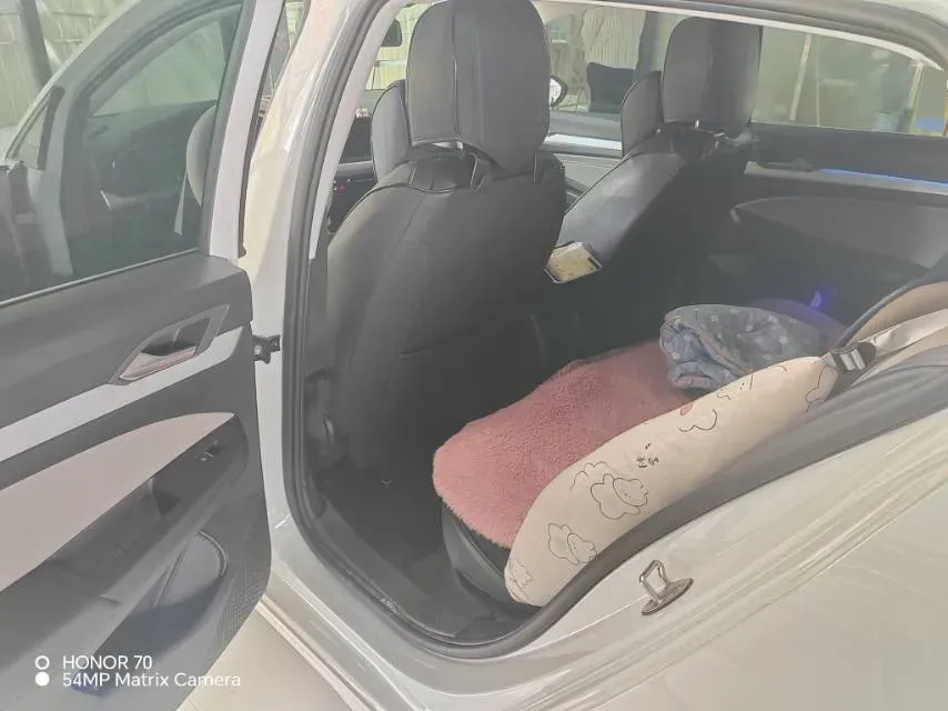 2023 Volkswagen Golf 1.4T 150HP L4 7DCT,autocango,china used car exporter,china ev exporter,chinese used car exporter,chinese used ev exporter