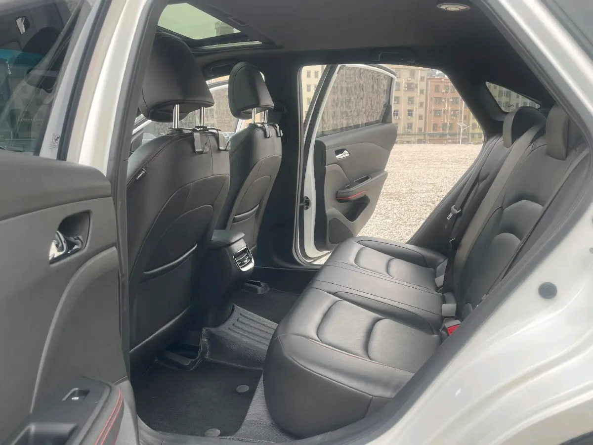 2020 Chevrolet Monza 1.3T 163HP L3 6AT,autocango,china used car exporter,china ev exporter,chinese used car exporter,chinese used ev exporter