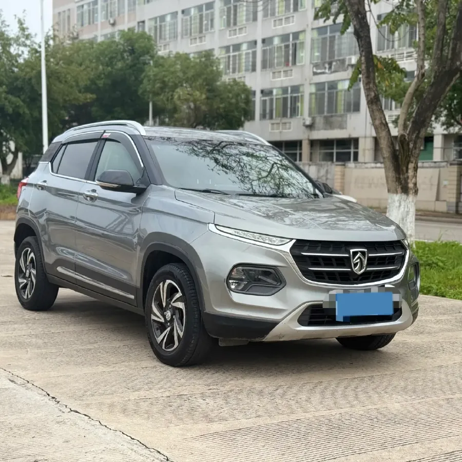 2017 BaoJun 510 1.5L 112HP L4 6MT,autocango,china used car exporter,china ev exporter,chinese used car exporter,chinese used ev exporter