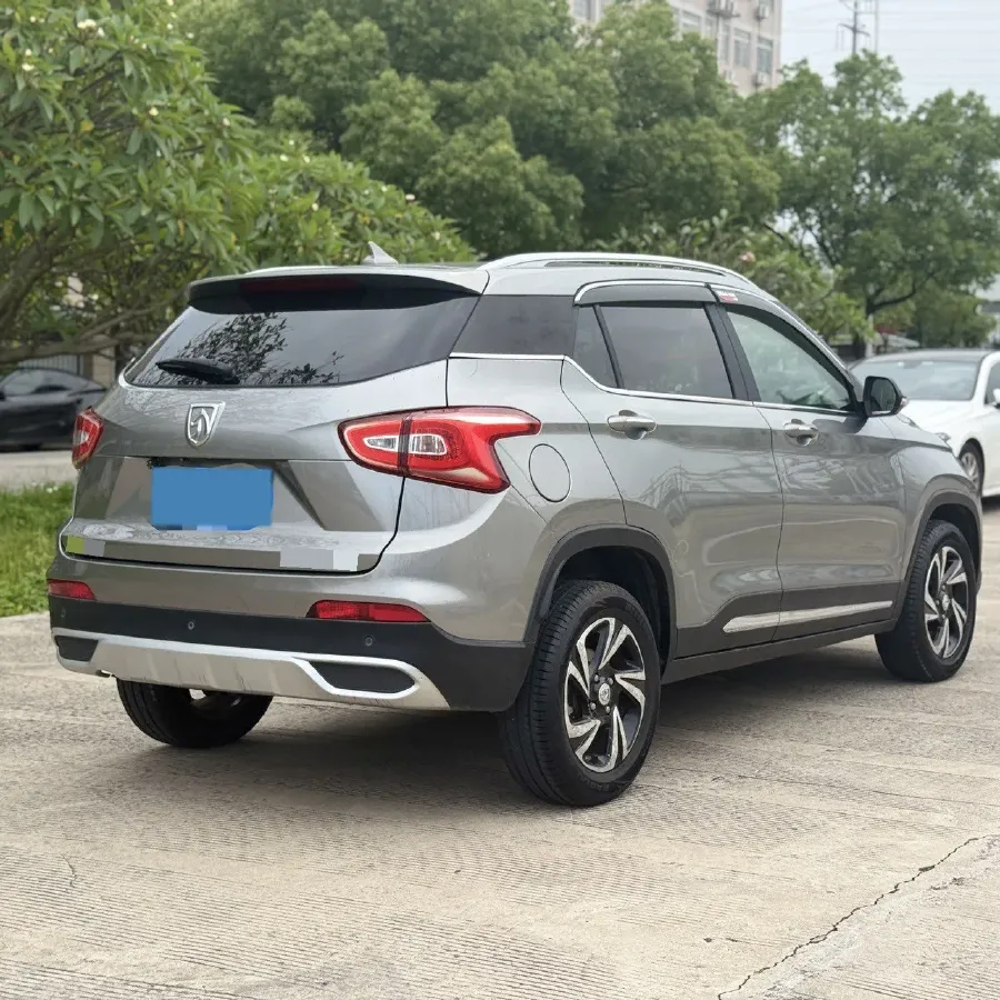 2017 BaoJun 510 1.5L 112HP L4 6MT,autocango,china used car exporter,china ev exporter,chinese used car exporter,chinese used ev exporter
