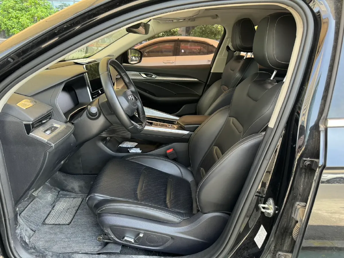 2021 Geely Preface 2.0T 190HP L4 7DCT,autocango,china used car exporter,china ev exporter,chinese used car exporter,chinese used ev exporter