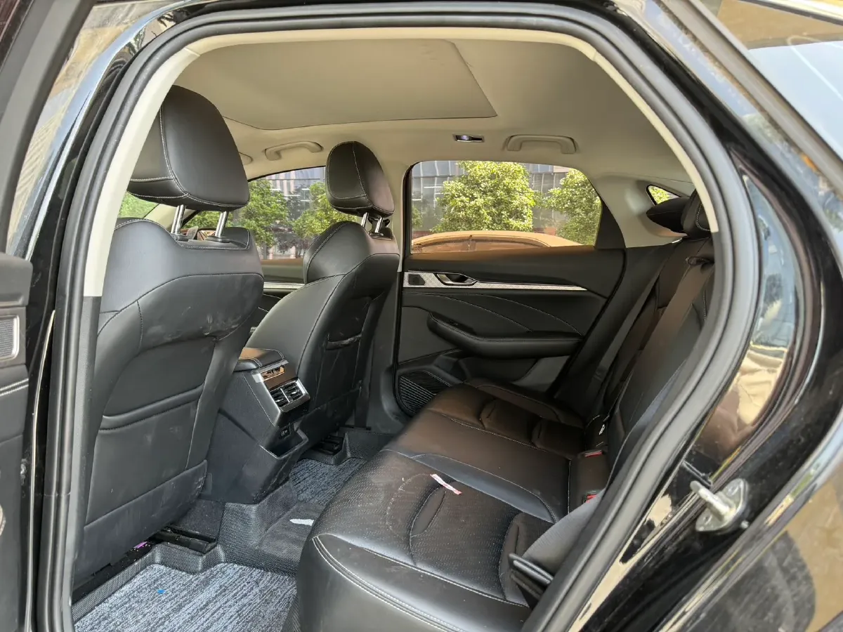 2021 Geely Preface 2.0T 190HP L4 7DCT,autocango,china used car exporter,china ev exporter,chinese used car exporter,chinese used ev exporter