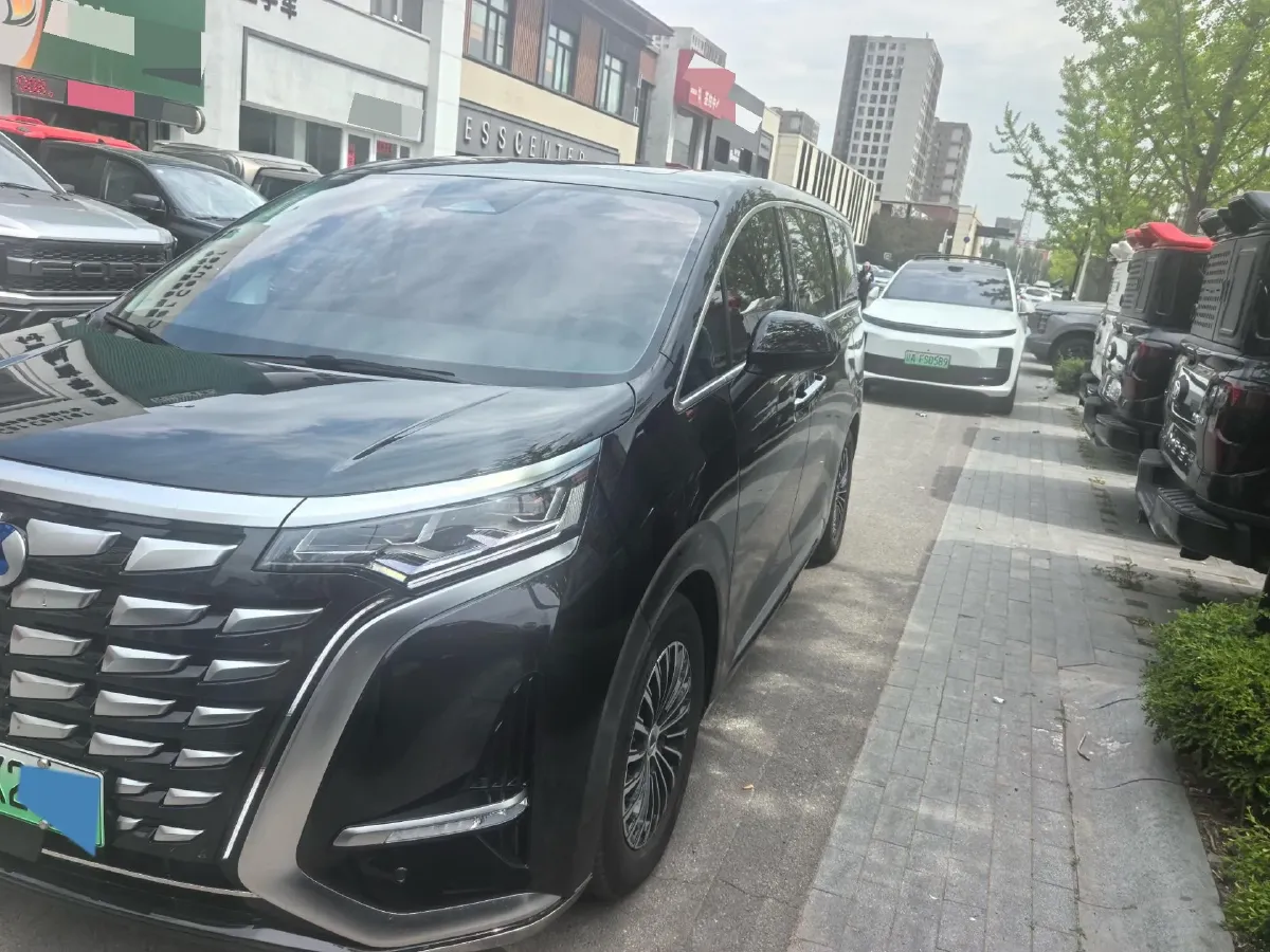 2024 Denza D9 1.5T 139HP L4 E-CVT PHEV 40KWH,autocango,china used car exporter,china ev exporter,chinese used car exporter,chinese used ev exporter