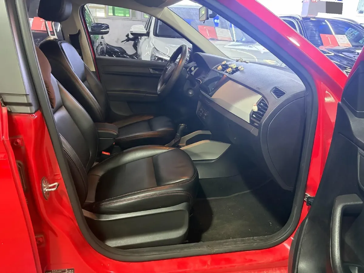 2017 Skoda Fabia 1.4L 90HP L4 6AT,autocango,china used car exporter,china ev exporter,chinese used car exporter,chinese used ev exporter