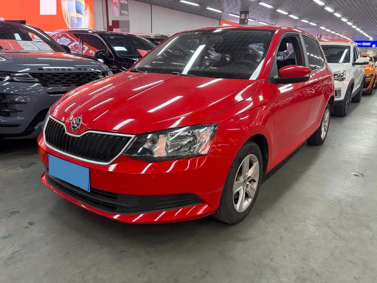 2017 Skoda Fabia 1.4L 90HP L4 6AT,autocango,china used car exporter,china ev exporter,chinese used car exporter,chinese used ev exporter