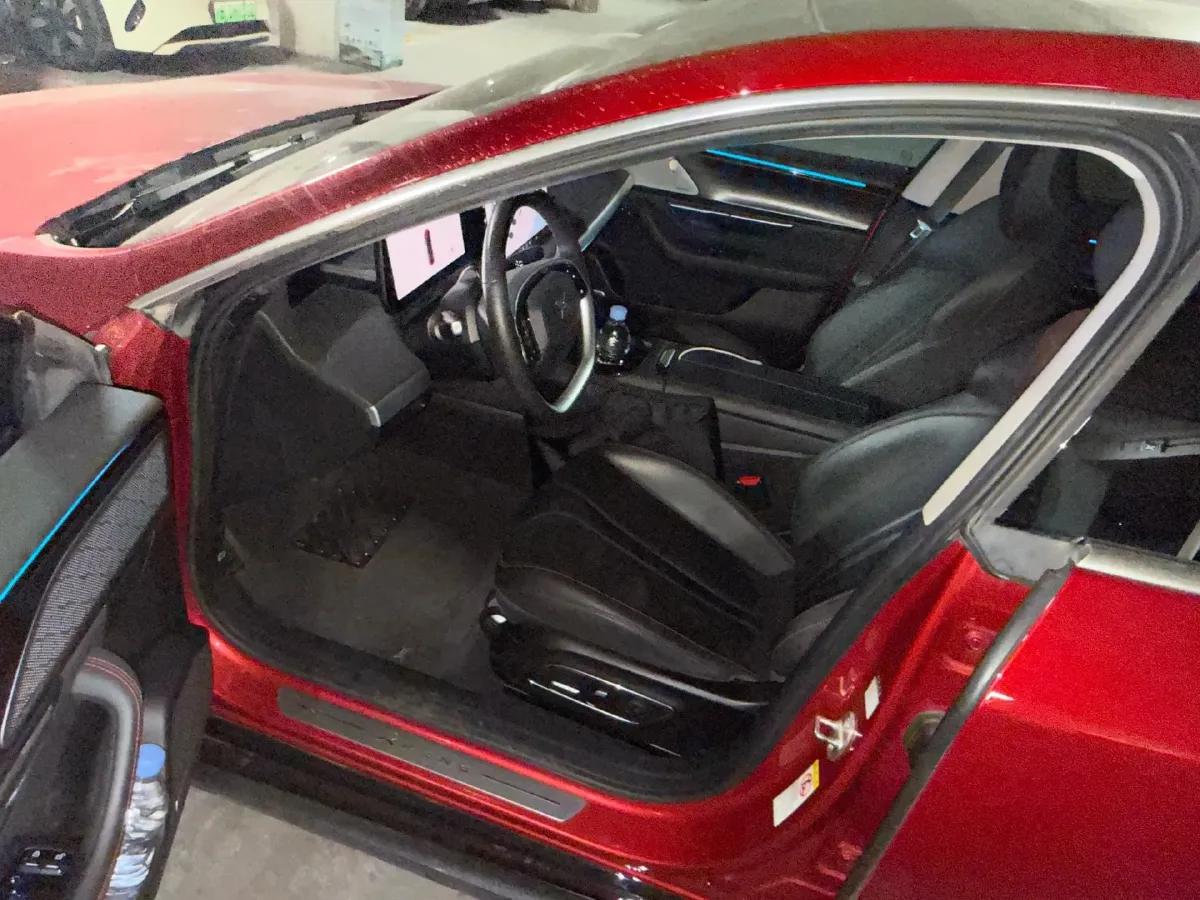 2020 DS 7 1.6T 215HP L4 8AT,autocango,china used car exporter,china ev exporter,chinese used car exporter,chinese used ev exporter