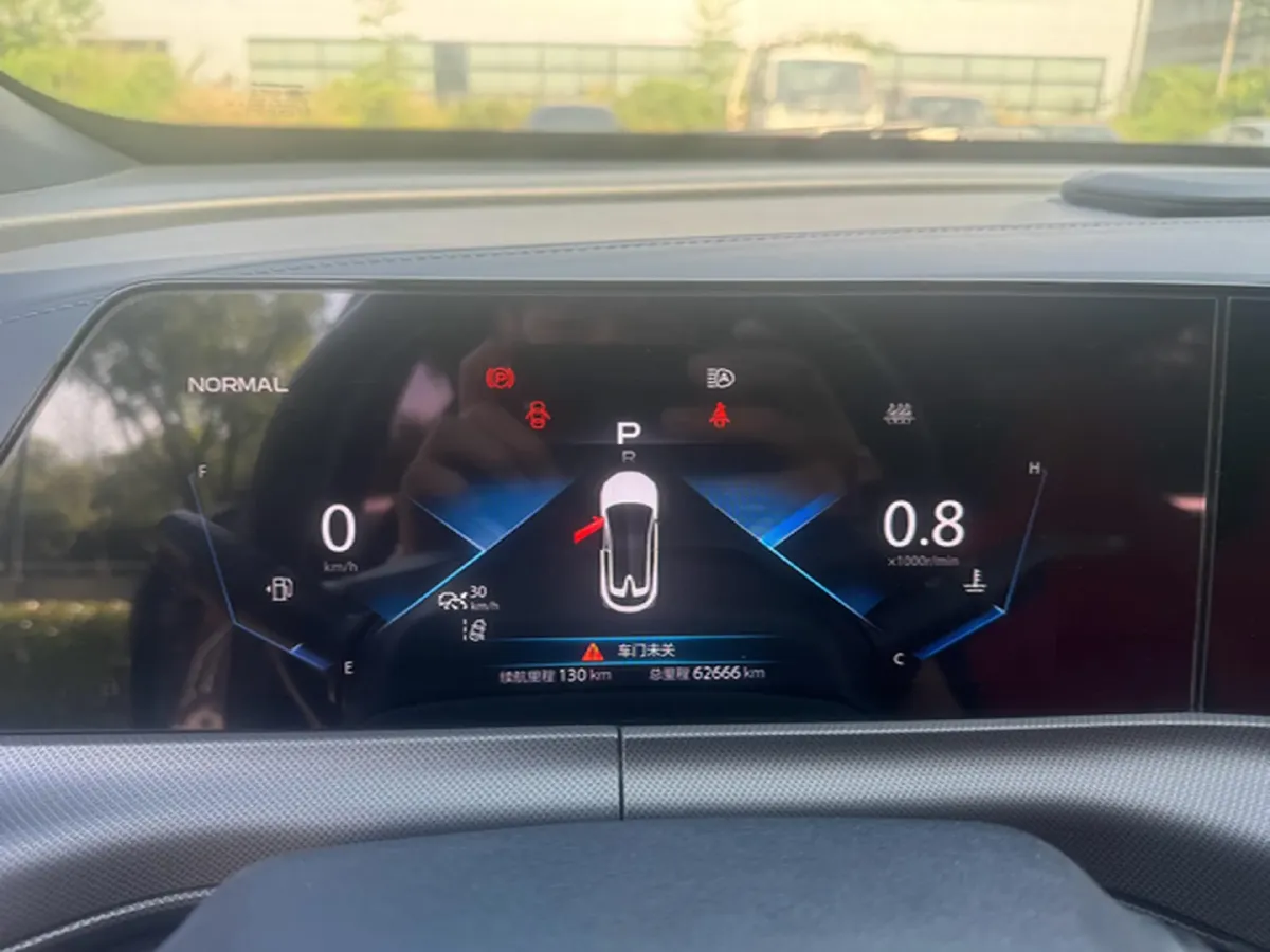 2020 ChangAn UNI-T 1.5T 180HP L4 7DCT,autocango,china used car exporter,china ev exporter,chinese used car exporter,chinese used ev exporter