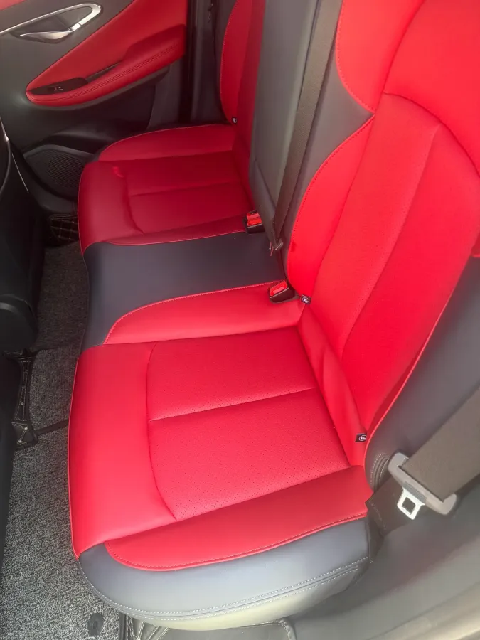 2020 ChangAn UNI-T 1.5T 180HP L4 7DCT,autocango,china used car exporter,china ev exporter,chinese used car exporter,chinese used ev exporter