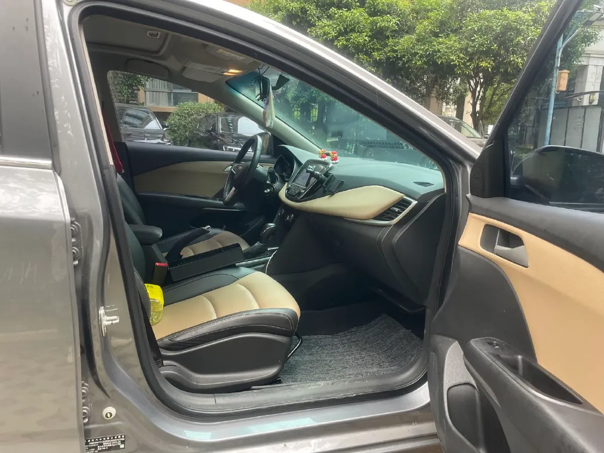 2022 Chevrolet Monza 1.5L 113HP L4 6AT,autocango,china used car exporter,china ev exporter,chinese used car exporter,chinese used ev exporter
