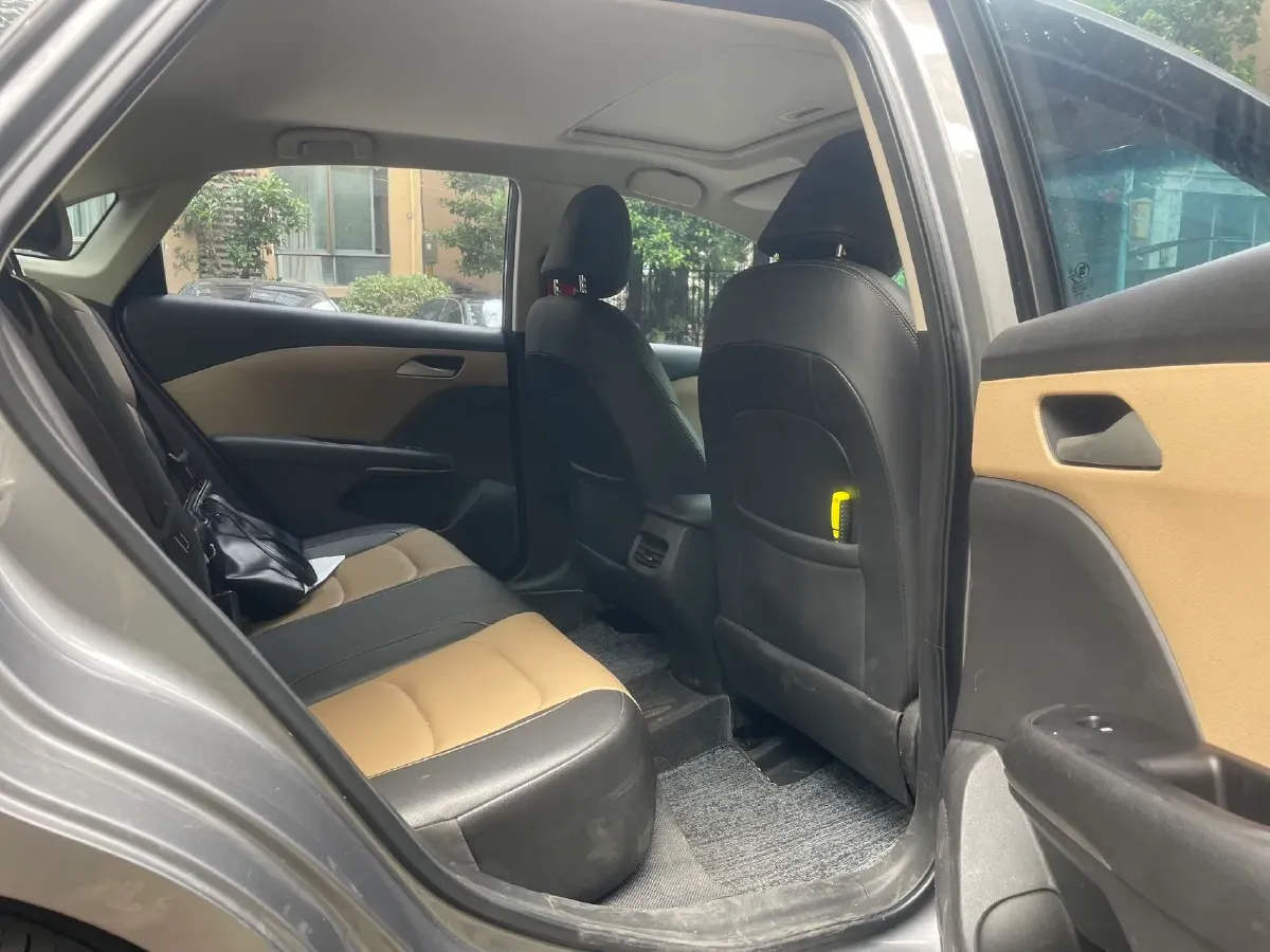 2022 Chevrolet Monza 1.5L 113HP L4 6AT,autocango,china used car exporter,china ev exporter,chinese used car exporter,chinese used ev exporter
