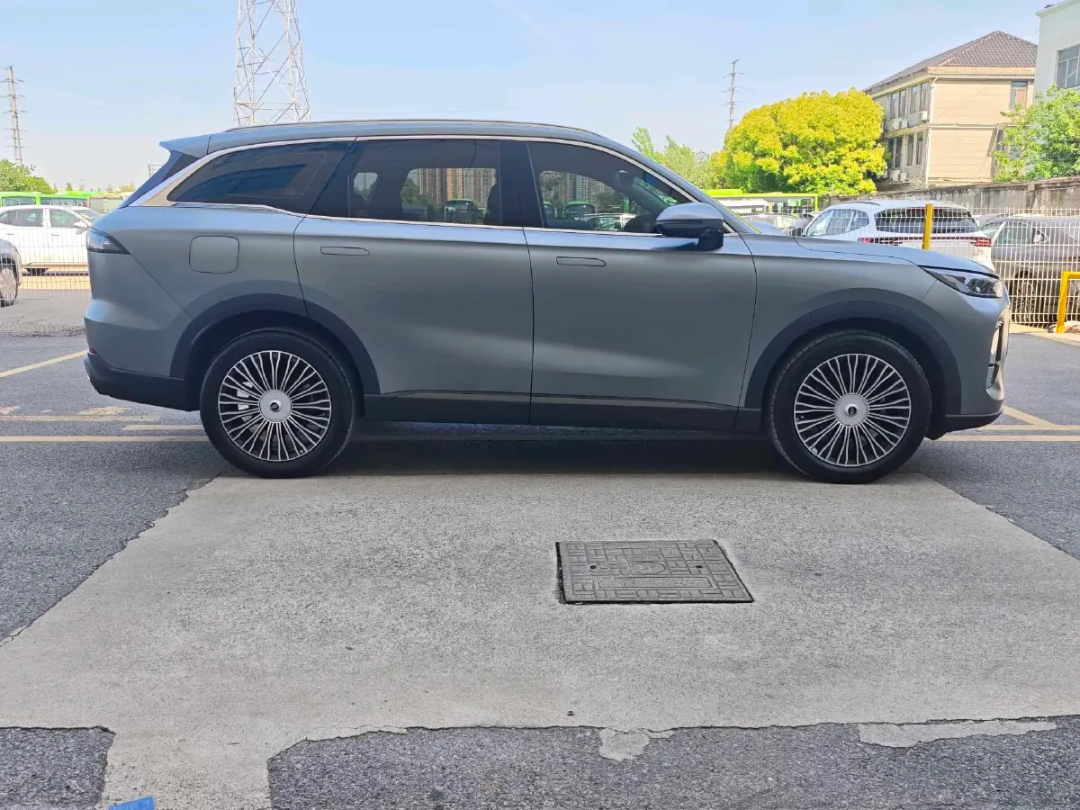 2024 Chery Tiggo8L 2.0T 254HP L4 8AT,autocango,china used car exporter,china ev exporter,chinese used car exporter,chinese used ev exporter