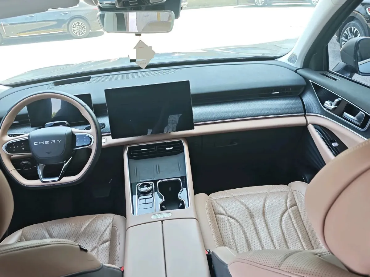 2024 Chery Tiggo8L 2.0T 254HP L4 8AT,autocango,china used car exporter,china ev exporter,chinese used car exporter,chinese used ev exporter