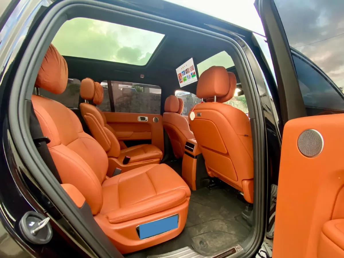 2022 Li L9 Range Extended 154HP REEV 42.6KWH,autocango,china used car exporter,china ev exporter,chinese used car exporter,chinese used ev exporter