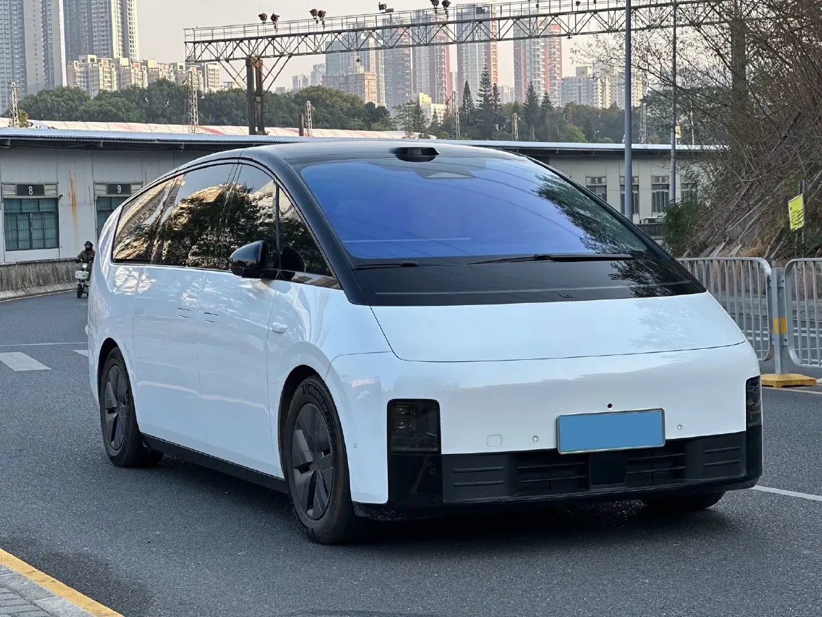 2025 Li MEGA BEV,autocango,china used car exporter,china ev exporter,chinese used car exporter,chinese used ev exporter