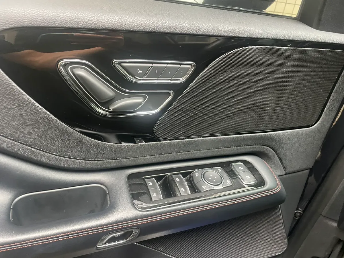 2020 Lincoln Aviator 3.0T 355HP V6 10AT,autocango,china used car exporter,china ev exporter,chinese used car exporter,chinese used ev exporter