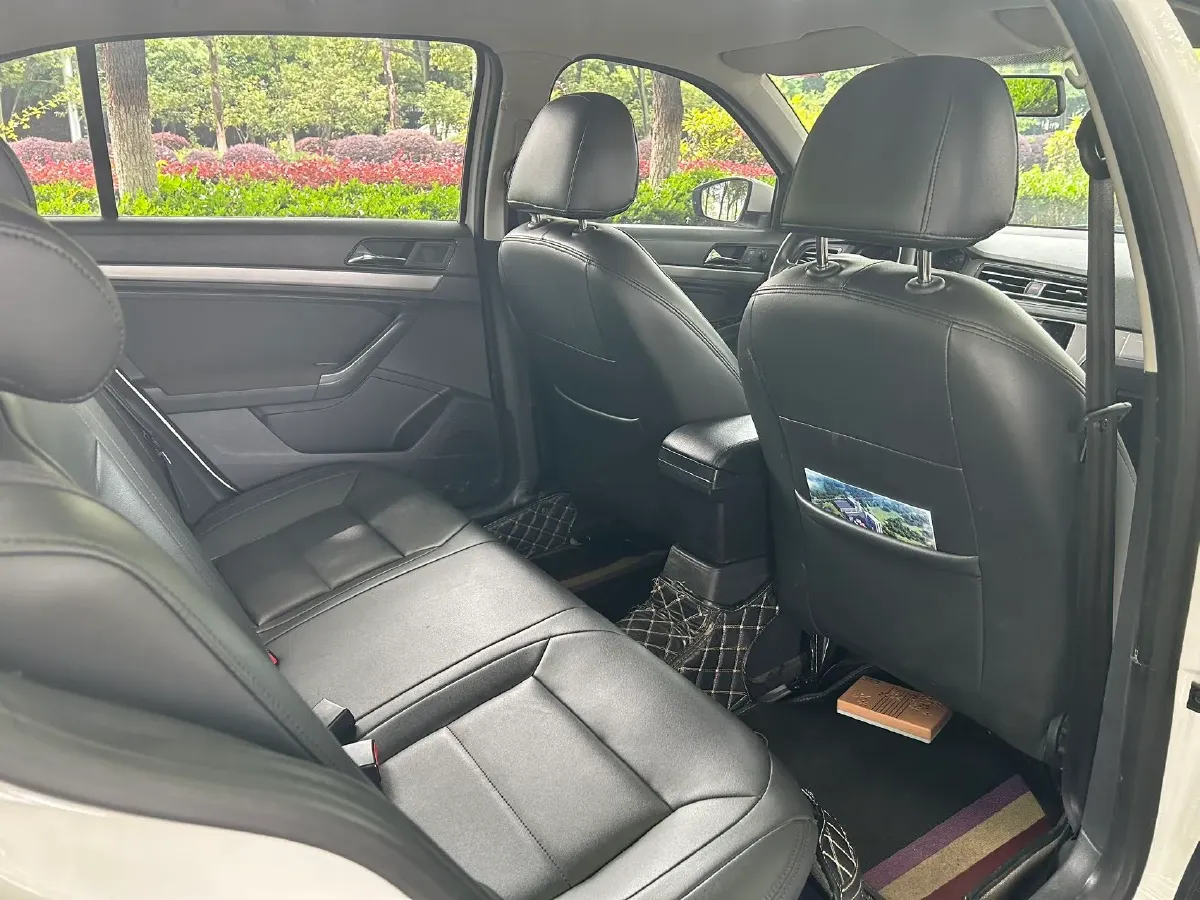 2022 BeiJing Auto X7 1.5T 188HP L4 7DCT,autocango,china used car exporter,china ev exporter,chinese used car exporter,chinese used ev exporter