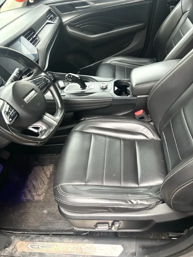 2020 Haval F7 2.0T 224HP L4 7DCT,autocango,china used car exporter,china ev exporter,chinese used car exporter,chinese used ev exporter