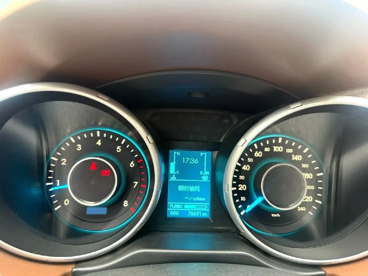 2020 Haval F7 2.0T 224HP L4 7DCT,autocango,china used car exporter,china ev exporter,chinese used car exporter,chinese used ev exporter