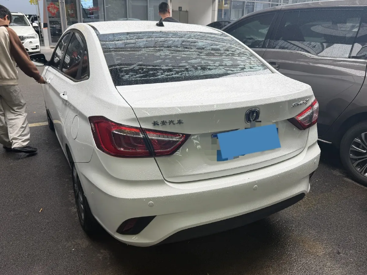 2019 ChangAn Eado DT 1.6L 125HP L4 4AT,autocango,china used car exporter,china ev exporter,chinese used car exporter,chinese used ev exporter