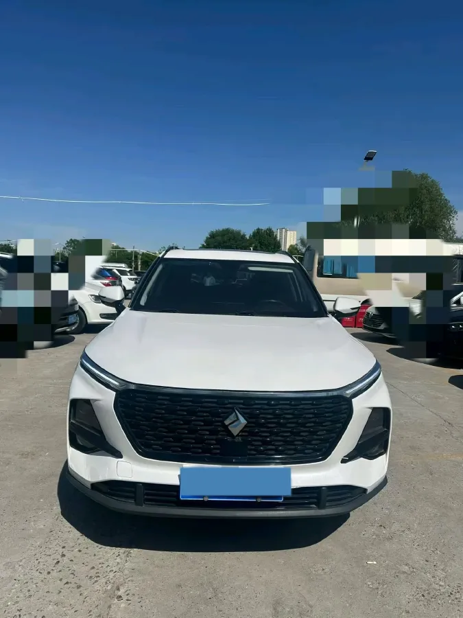 2018 BaoJun 530 1.5T 150HP L4 6DCT,autocango,china used car exporter,china ev exporter,chinese used car exporter,chinese used ev exporter