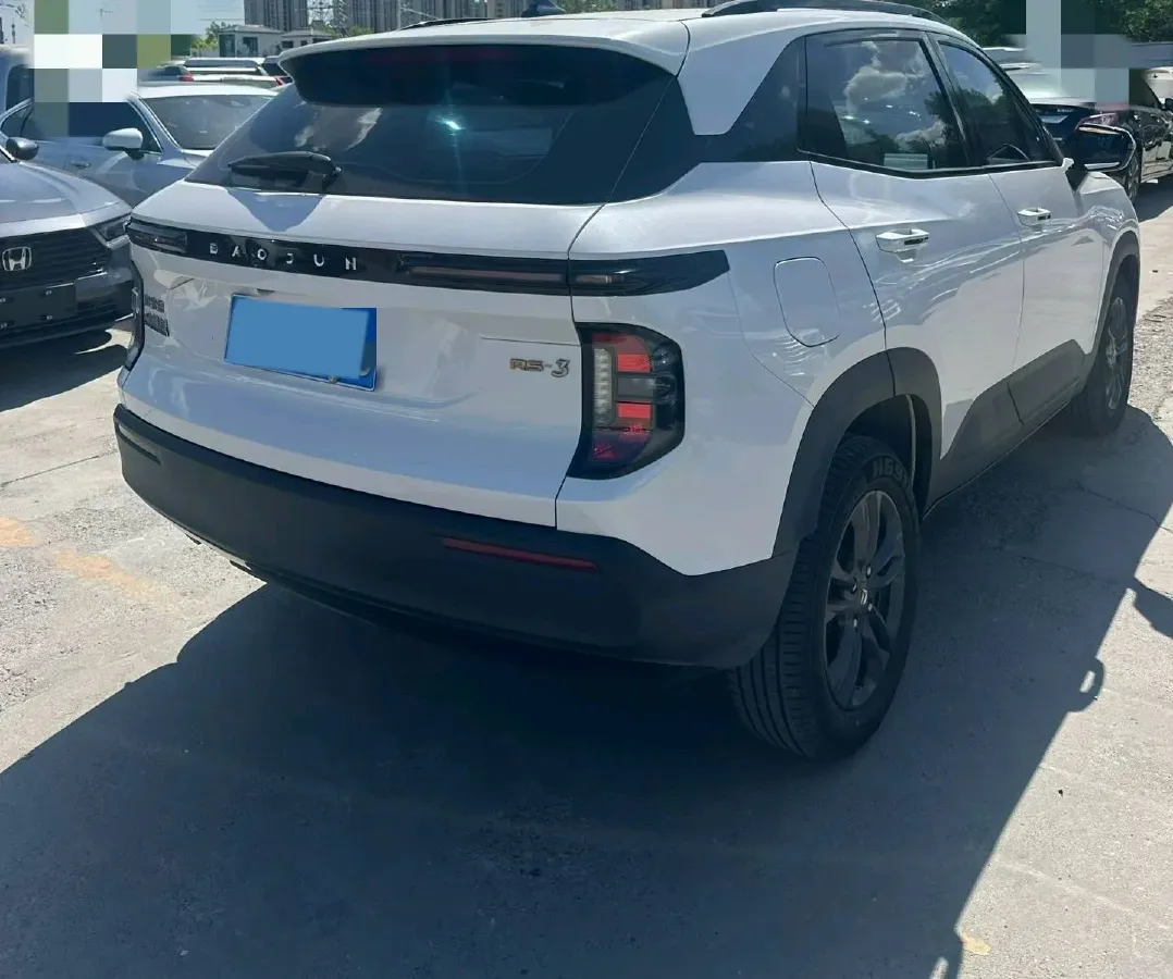2018 BaoJun 530 1.5T 150HP L4 6DCT,autocango,china used car exporter,china ev exporter,chinese used car exporter,chinese used ev exporter