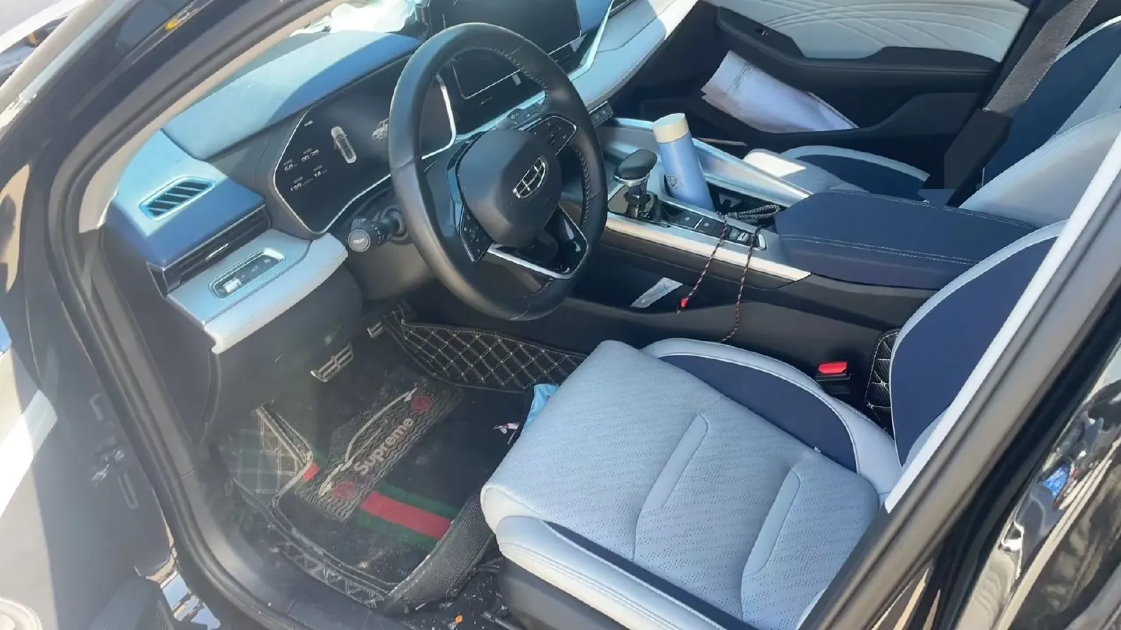 2021 Geely Preface 2.0T 190HP L4 7DCT,autocango,china used car exporter,china ev exporter,chinese used car exporter,chinese used ev exporter