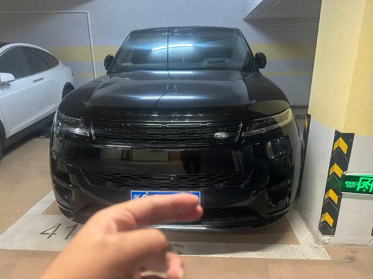 2023 Land Rover Range Rover Sport 3.0T 400HP L6 8AT,autocango,china used car exporter,china ev exporter,chinese used car exporter,chinese used ev exporter