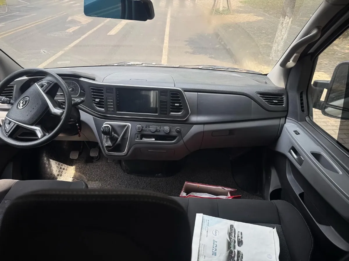2023 MAXUS XinTu V80 2.0T 127HP L4 6MT,autocango,china used car exporter,china ev exporter,chinese used car exporter,chinese used ev exporter
