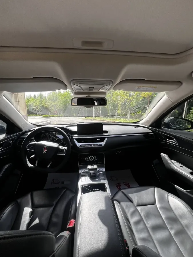 2022 HongQi H5 1.8T 197HP L4 6AT,autocango,china used car exporter,china ev exporter,chinese used car exporter,chinese used ev exporter