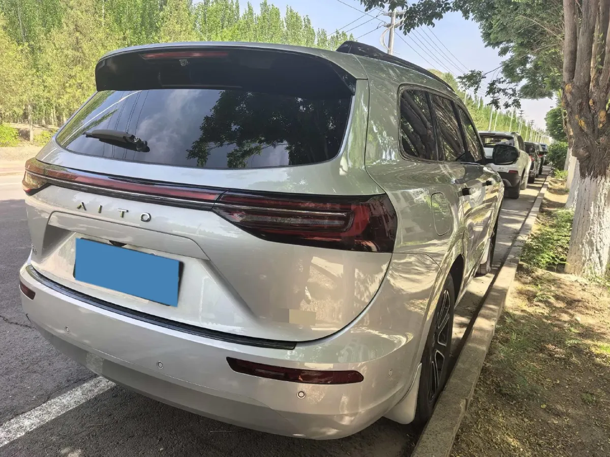 2024 AITO AITO M7 1.5T 152HP L4 REEV 40KWH,autocango,china used car exporter,china ev exporter,chinese used car exporter,chinese used ev exporter