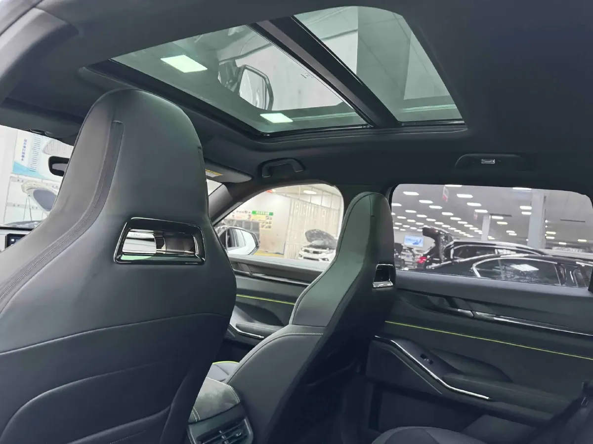 2022 Haval H6S 2.0T 211HP L4 7DCT,autocango,china used car exporter,china ev exporter,chinese used car exporter,chinese used ev exporter