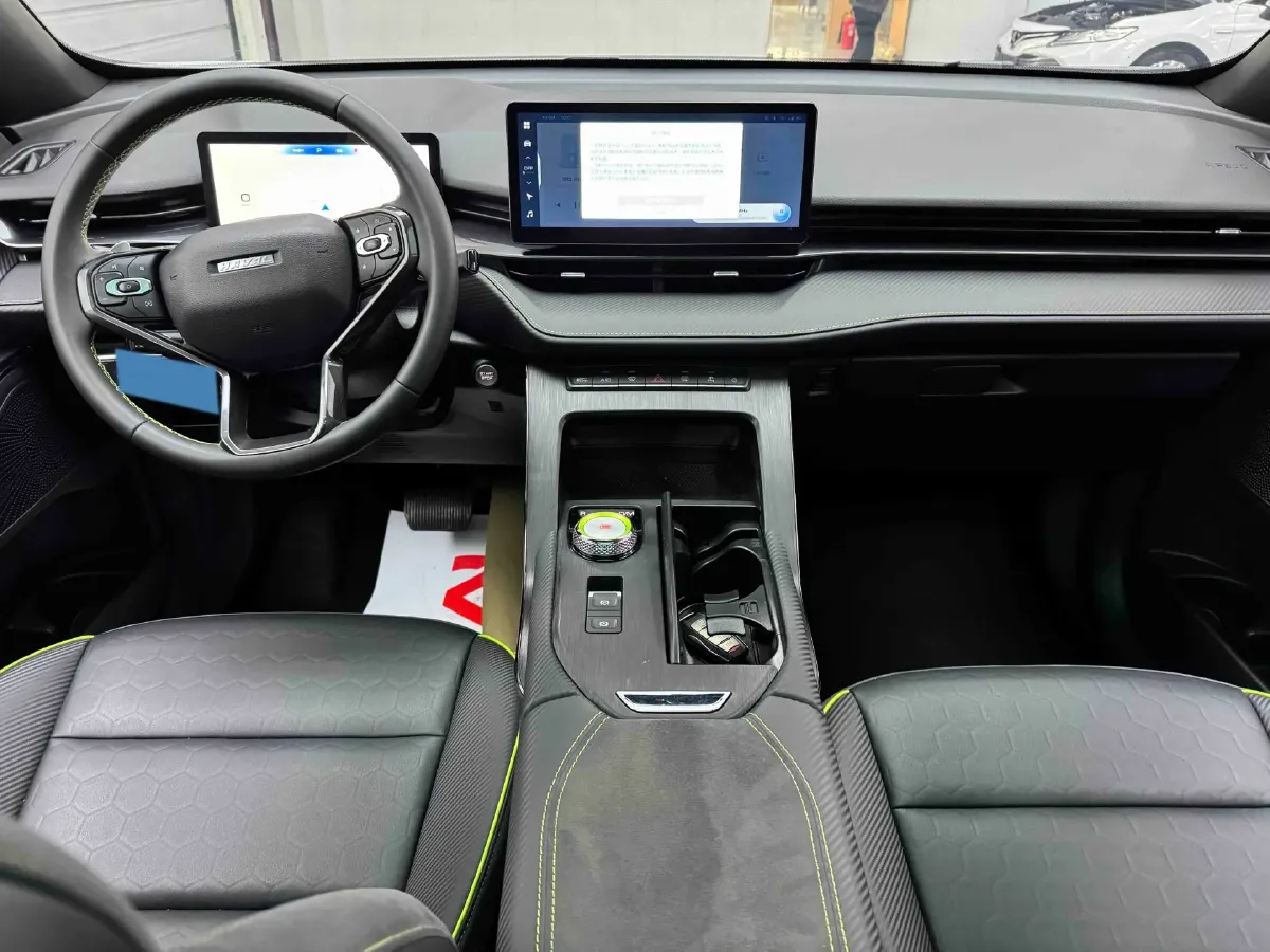 2022 Haval H6S 2.0T 211HP L4 7DCT,autocango,china used car exporter,china ev exporter,chinese used car exporter,chinese used ev exporter