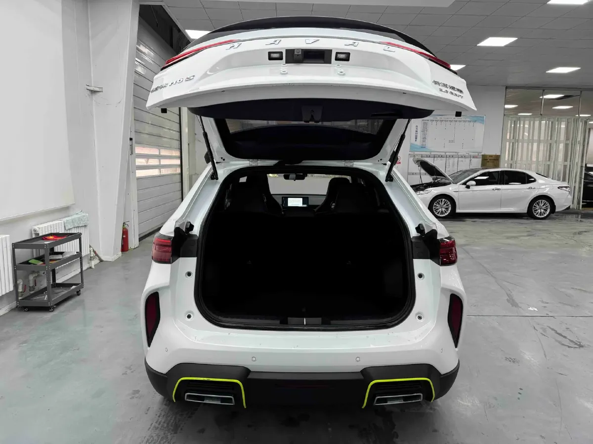 2022 Haval H6S 2.0T 211HP L4 7DCT,autocango,china used car exporter,china ev exporter,chinese used car exporter,chinese used ev exporter