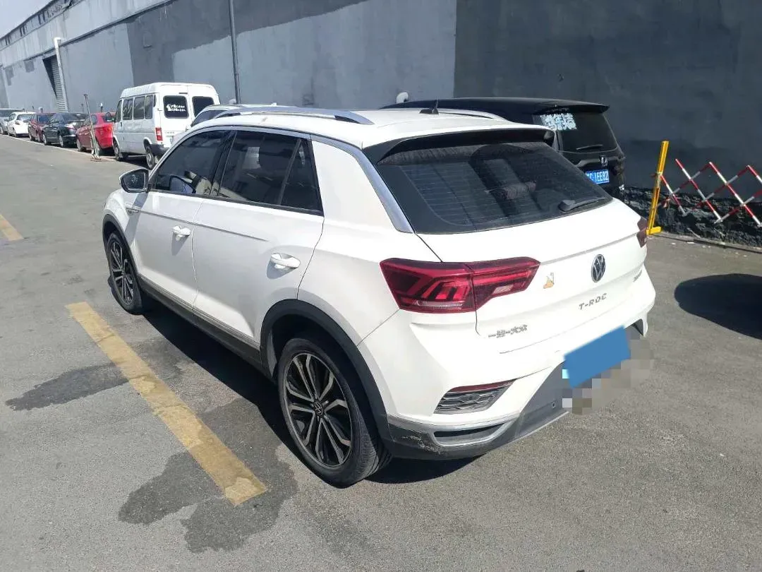 2022 Volkswagen T-Roc 1.4T 150HP L4 7DCT,autocango,china used car exporter,china ev exporter,chinese used car exporter,chinese used ev exporter