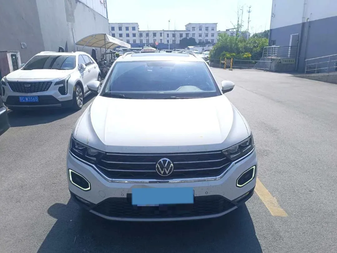 2022 Volkswagen T-Roc 1.4T 150HP L4 7DCT,autocango,china used car exporter,china ev exporter,chinese used car exporter,chinese used ev exporter