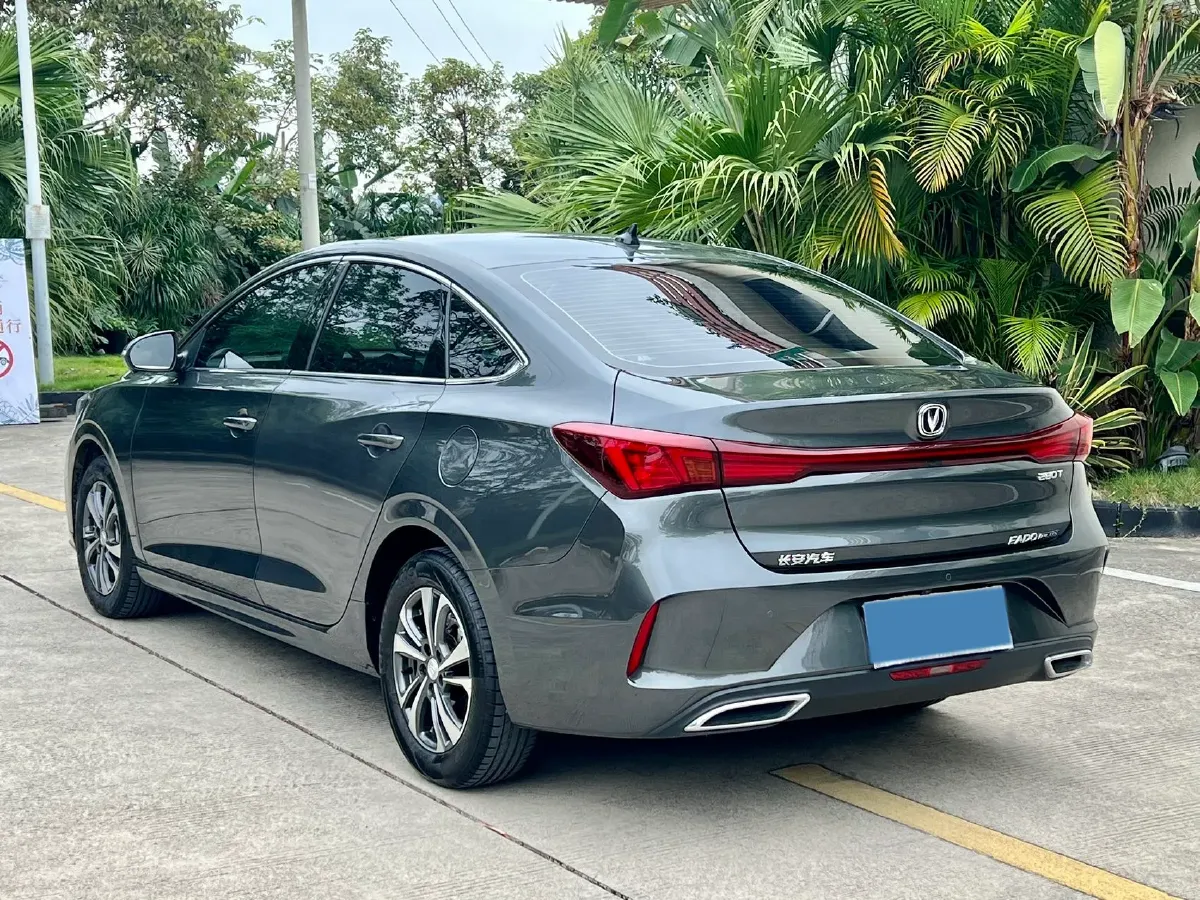 2024 ChangAn Eado 1.4T 160HP L4 7DCT,autocango,china used car exporter,china ev exporter,chinese used car exporter,chinese used ev exporter