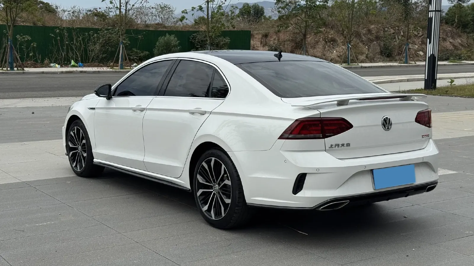 2017 Volkswagen Lamando 2.0T 220HP L4 7DCT,autocango,china used car exporter,china ev exporter,chinese used car exporter,chinese used ev exporter