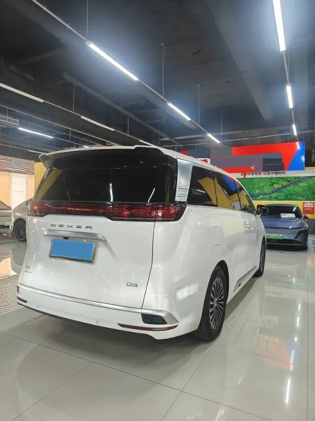 2022 Mercedes-Benz GLC Class 2.0T 197HP L4 9AT,autocango,china used car exporter,china ev exporter,chinese used car exporter,chinese used ev exporter
