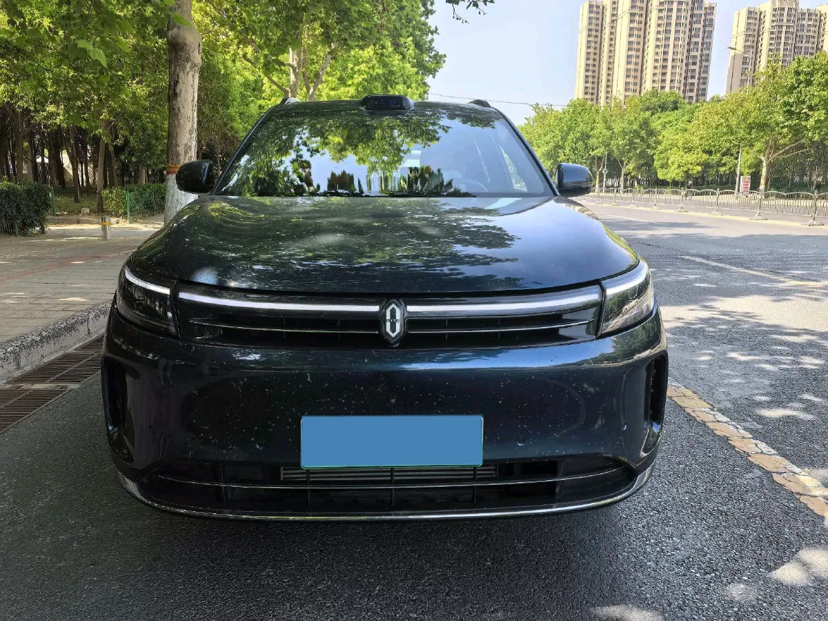 2024 AITO AITO M7 1.5T 152HP L4 REEV 42KWH,autocango,china used car exporter,china ev exporter,chinese used car exporter,chinese used ev exporter
