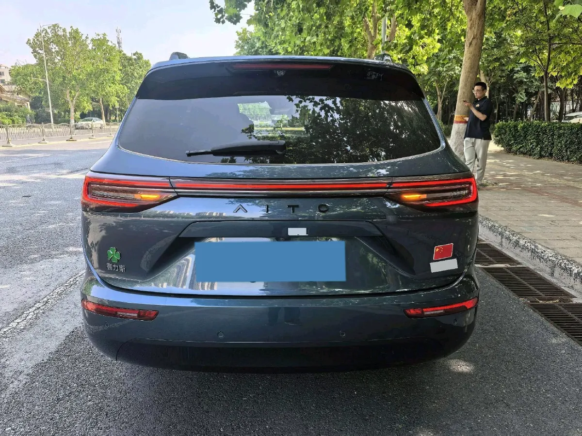 2024 AITO AITO M7 1.5T 152HP L4 REEV 42KWH,autocango,china used car exporter,china ev exporter,chinese used car exporter,chinese used ev exporter