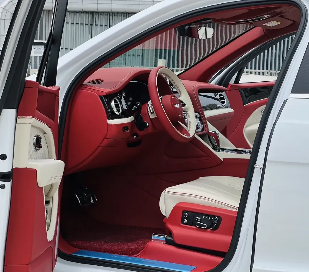2024 Bentley Bentayga 4.0T 550HP V8 8AT,autocango,china used car exporter,china ev exporter,chinese used car exporter,chinese used ev exporter