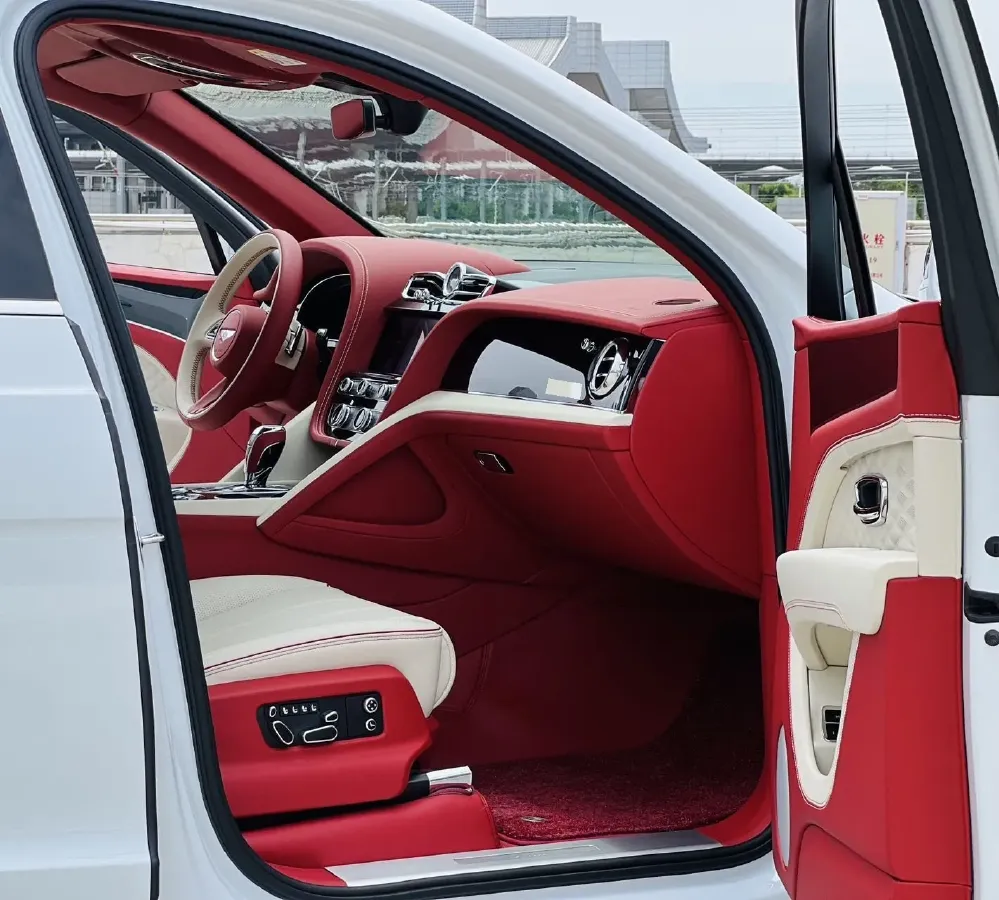 2024 Bentley Bentayga 4.0T 550HP V8 8AT,autocango,china used car exporter,china ev exporter,chinese used car exporter,chinese used ev exporter