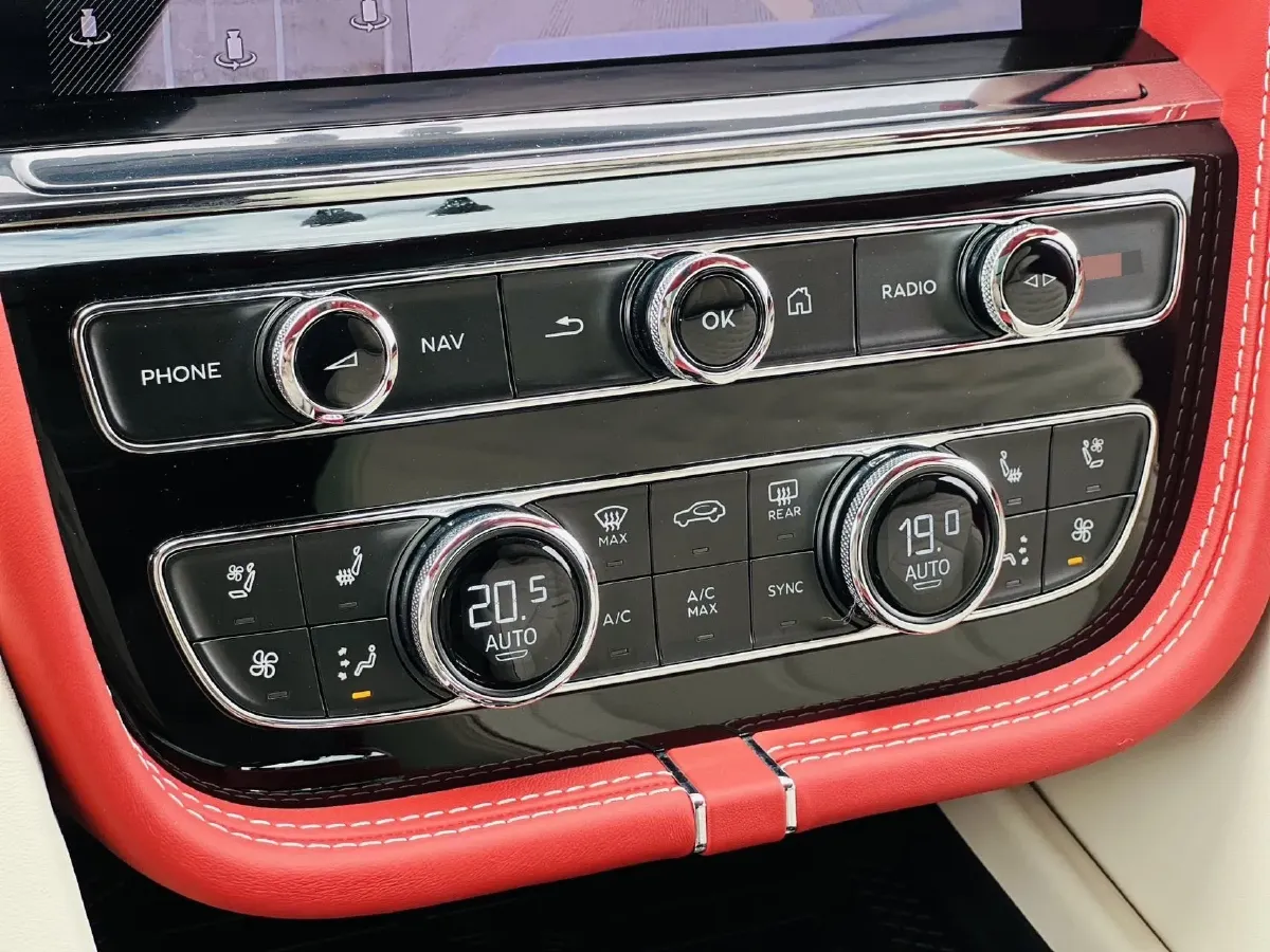 2024 Bentley Bentayga 4.0T 550HP V8 8AT,autocango,china used car exporter,china ev exporter,chinese used car exporter,chinese used ev exporter