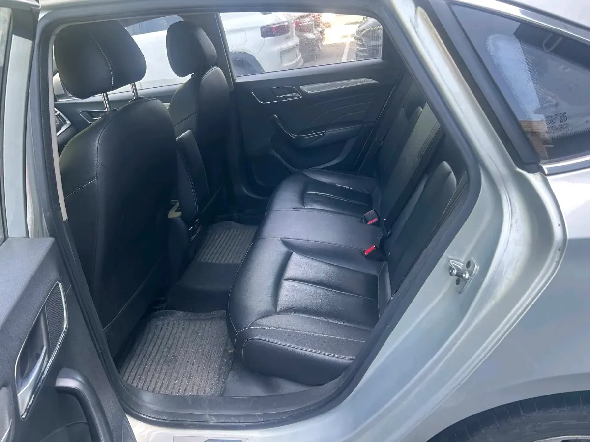 2019 Roewe i6 1.5T 169HP L4 AMT PHEV 9.1KWH,autocango,china used car exporter,china ev exporter,chinese used car exporter,chinese used ev exporter
