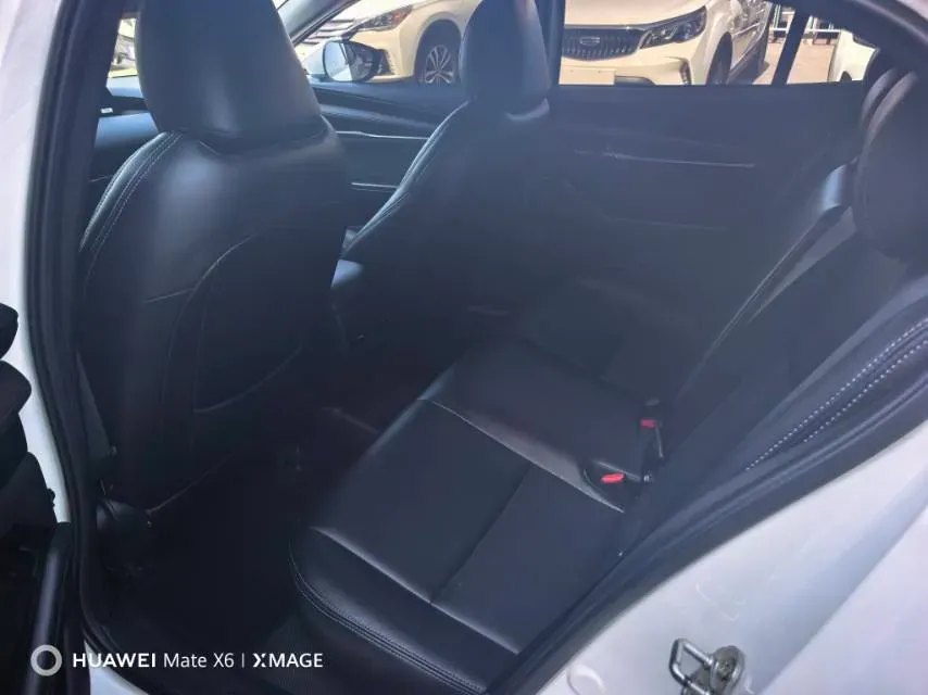2021 Mazda 3 Axela 2.0L 158HP L4 6AT,autocango,china used car exporter,china ev exporter,chinese used car exporter,chinese used ev exporter