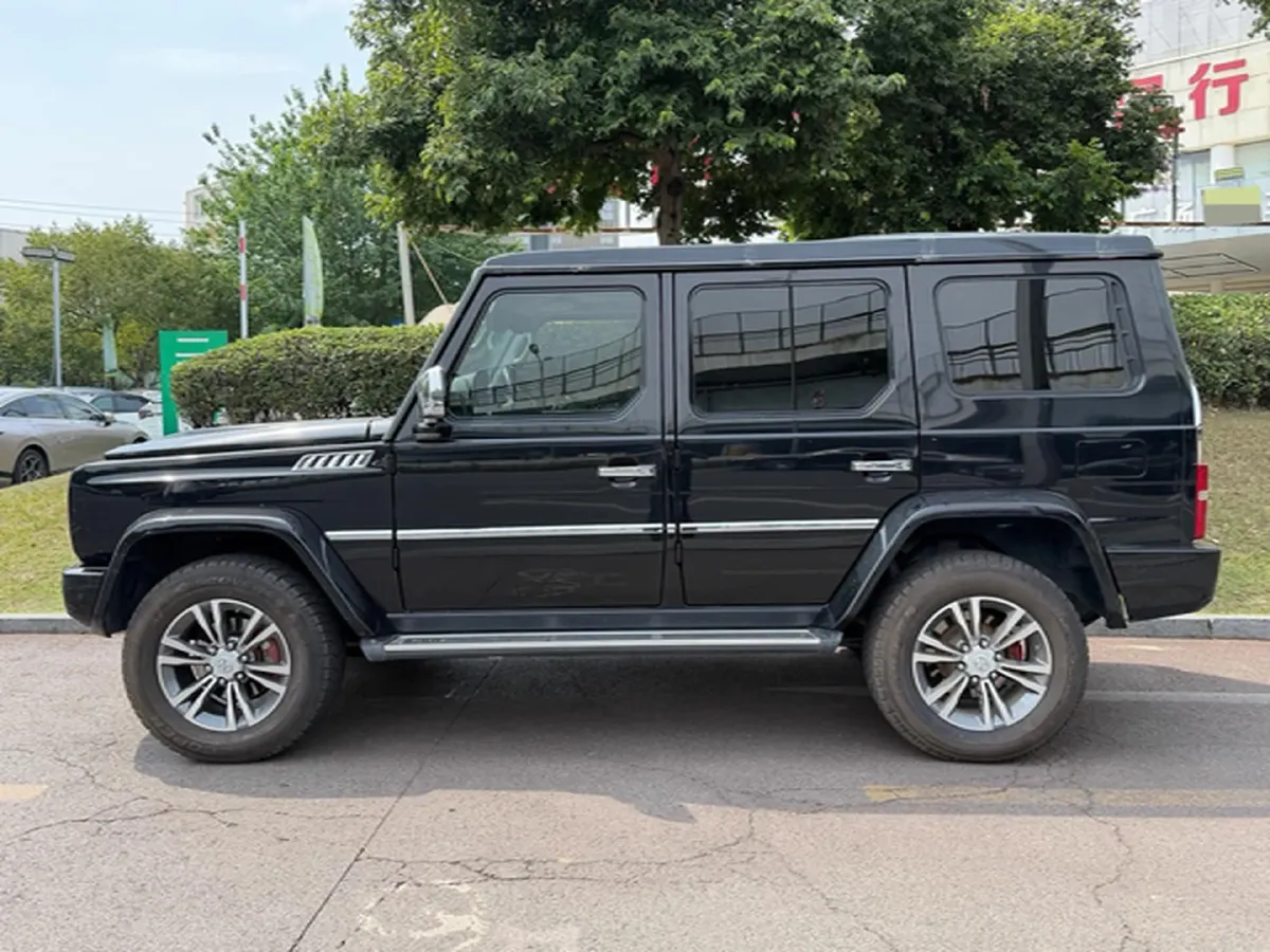 2018 Beijing BJ80 2.3T 250HP L4 6AT,autocango,china used car exporter,china ev exporter,chinese used car exporter,chinese used ev exporter