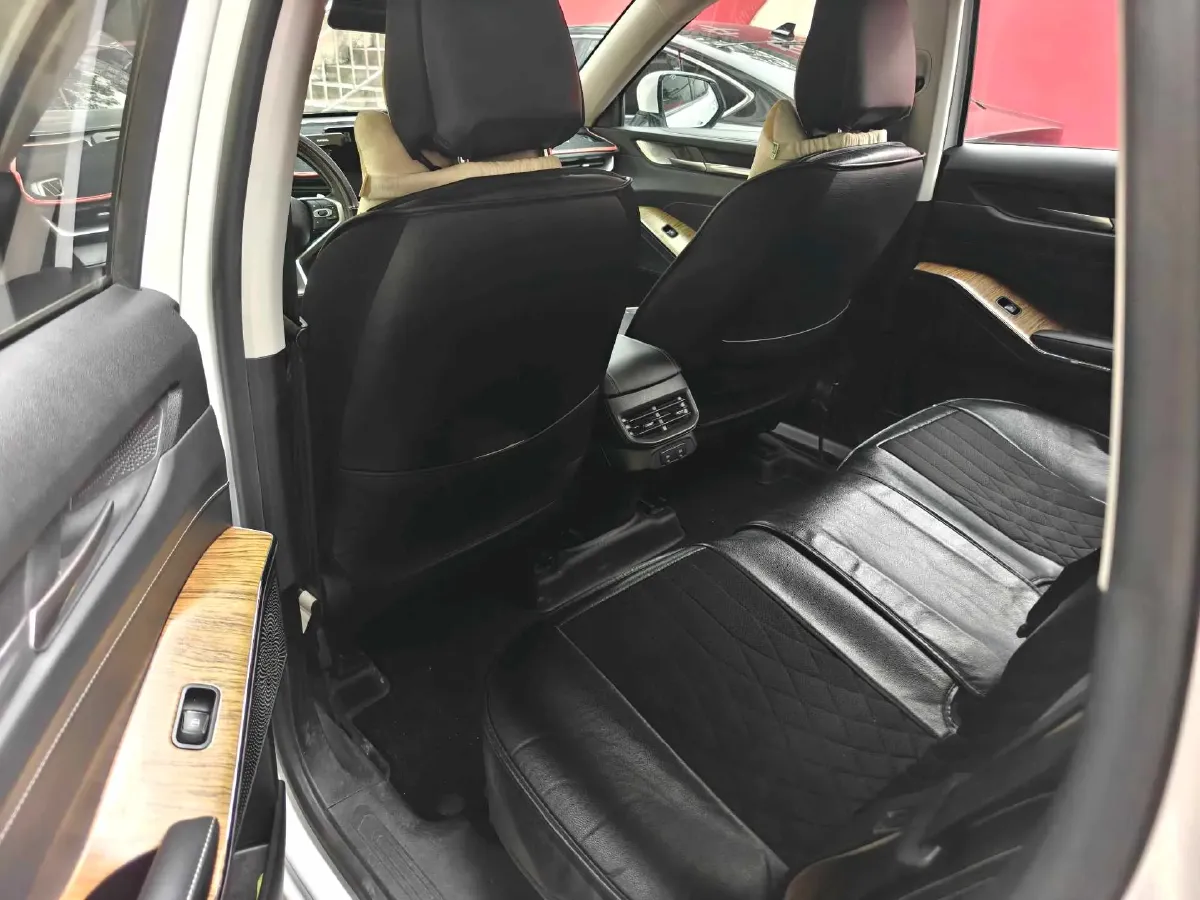 2021 Haval H6 1.5T 169HP L4 7DCT,autocango,china used car exporter,china ev exporter,chinese used car exporter,chinese used ev exporter