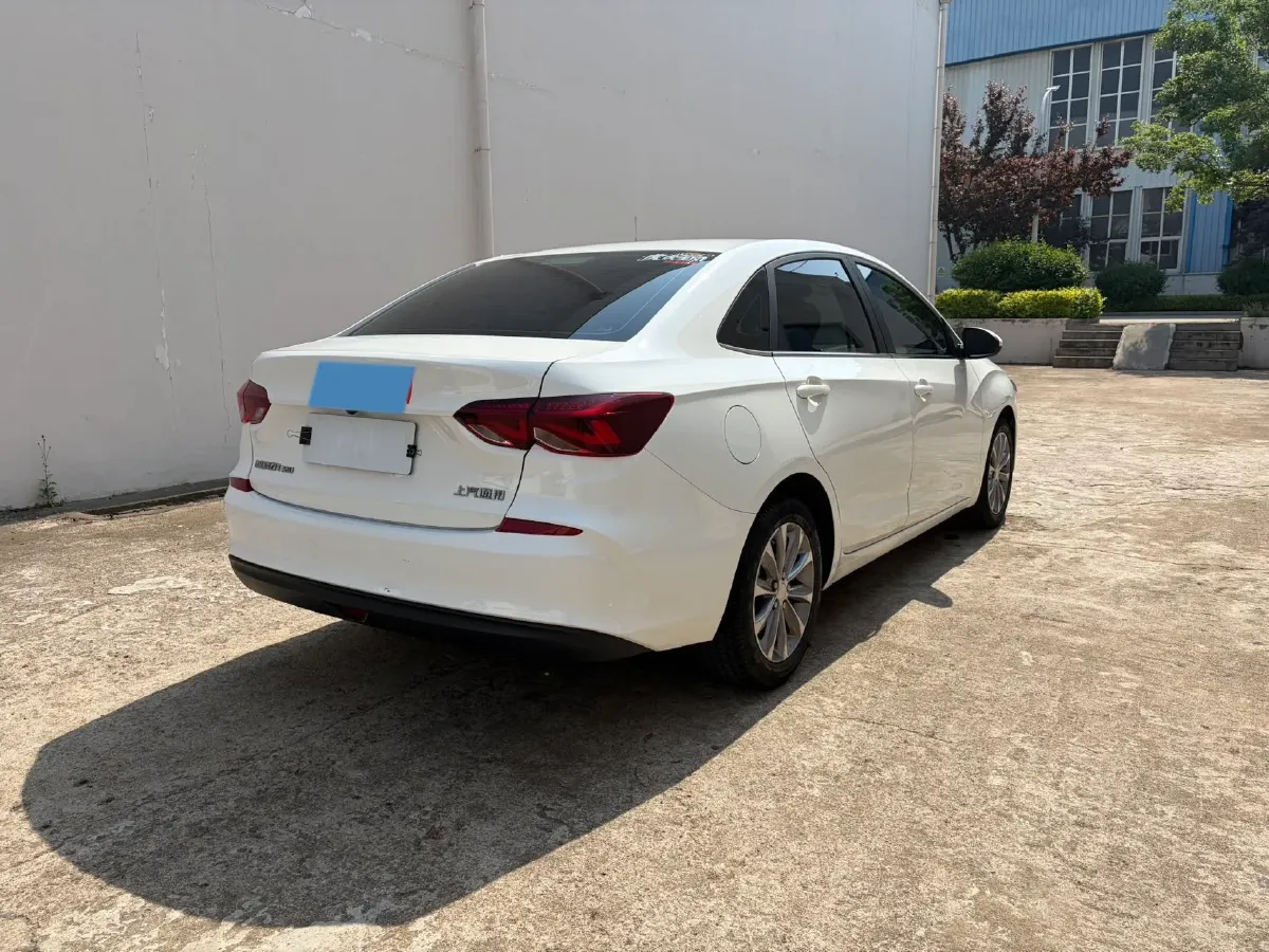 2021 Chevrolet Monza 1.5L 113HP L4 6AT,autocango,china used car exporter,china ev exporter,chinese used car exporter,chinese used ev exporter
